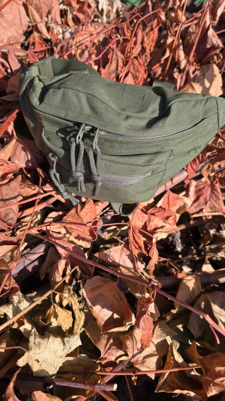 TACCom JAFEK Erste Hilfe Set für Jäger, Forstarbeiter und Outdoor Fans. Verpackt in einem Tasmanian Tiger Waist Pack